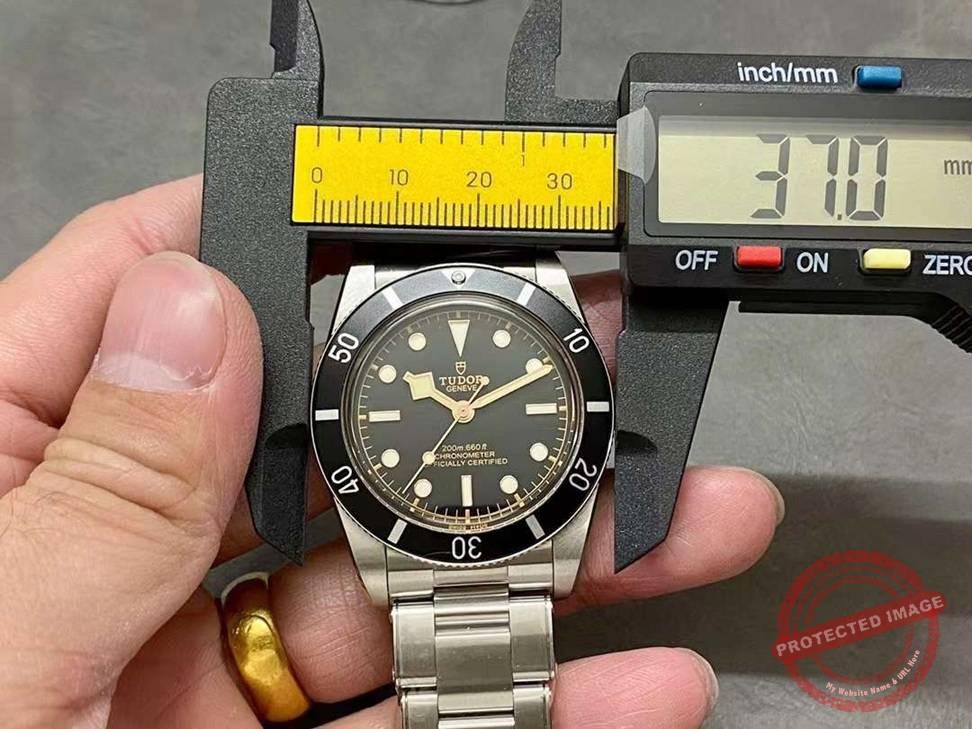 tudor black bay 54 37mm replica
