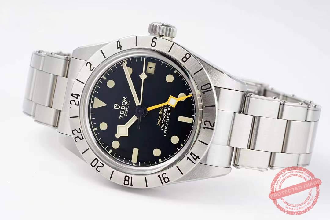 tudor black bay pro replica