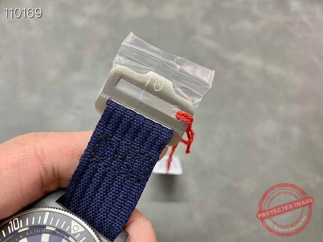 tudor pelagos fxd alinghi red bull strap