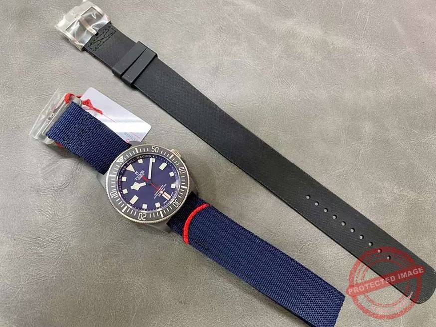 tudor pelagos fxd red bull clone