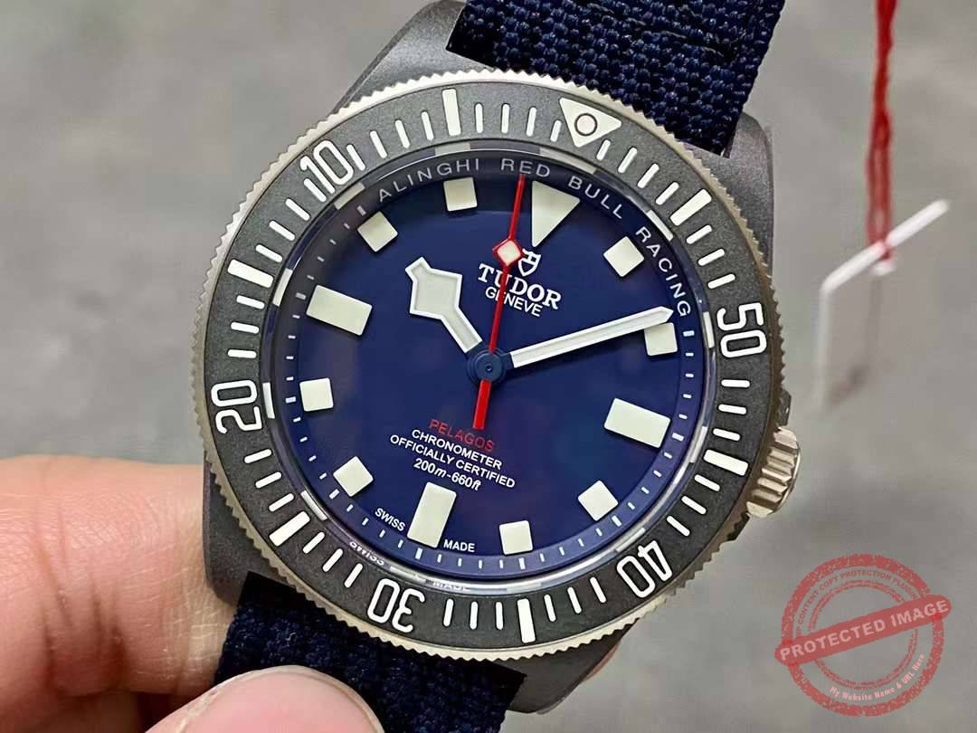 tudor pelagos fxd red bull racing