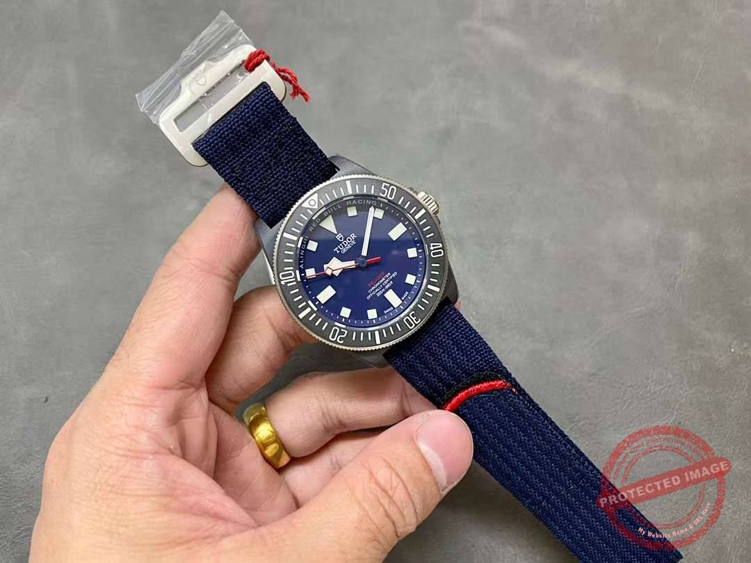 tudor pelagos fxd red bull replica