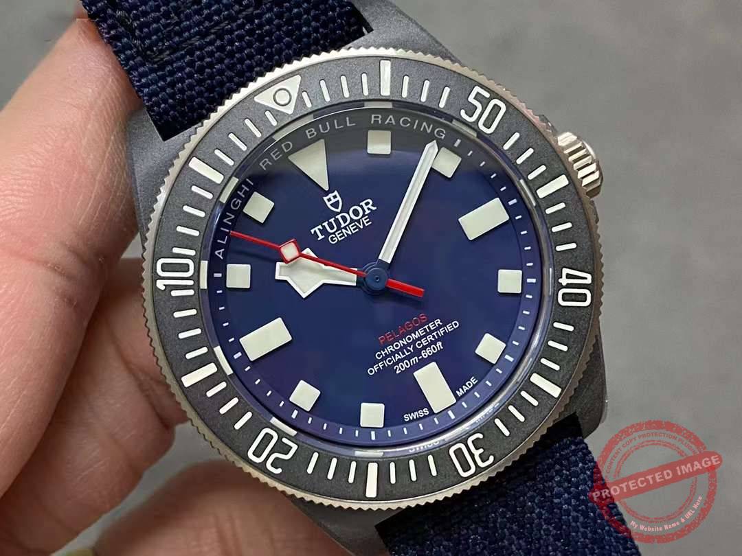 tudor pelagos fxd red bull